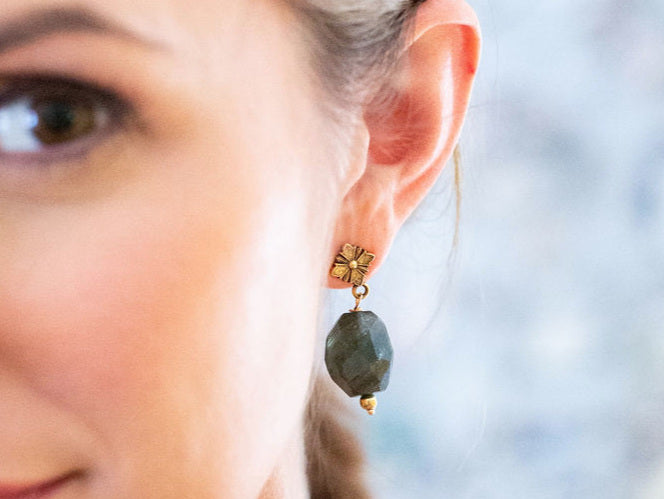 On Trend Color : Green