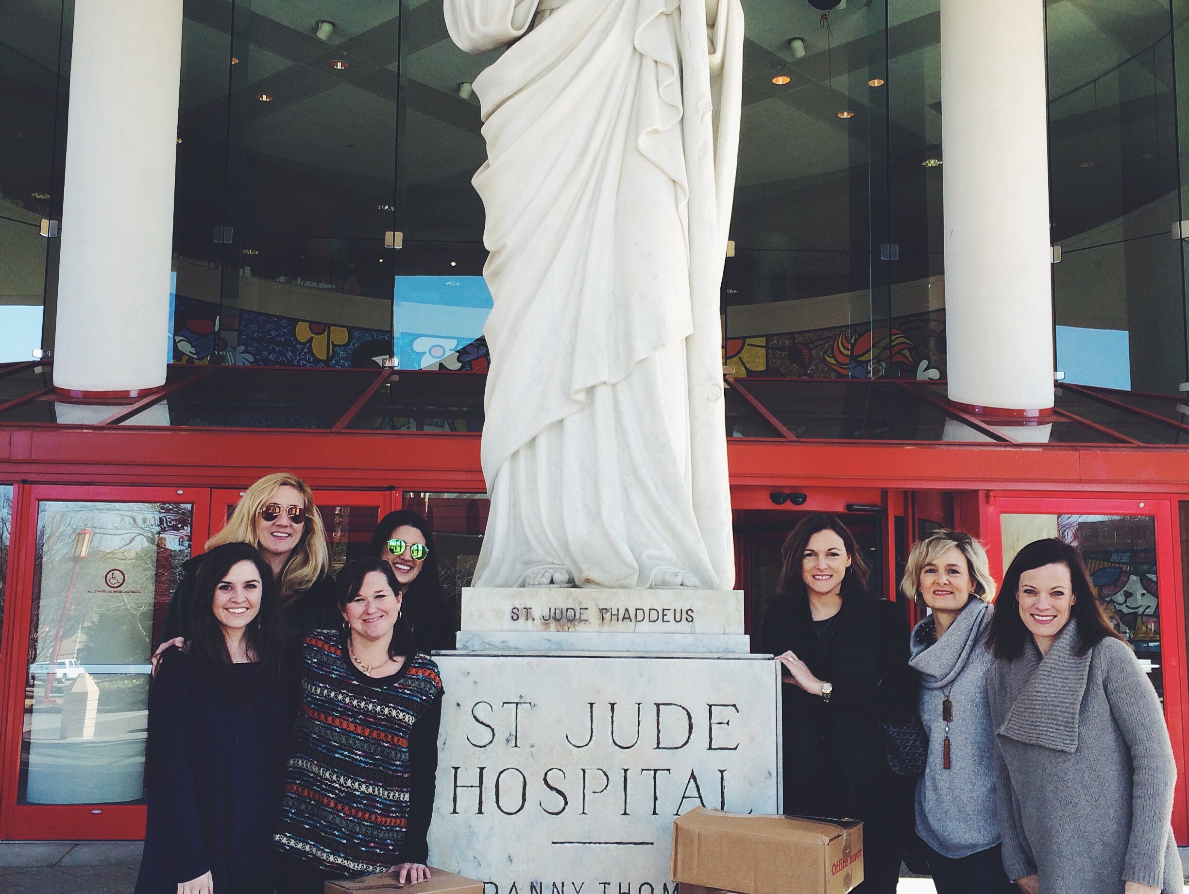 St Jude Hospital Crayon Delivery