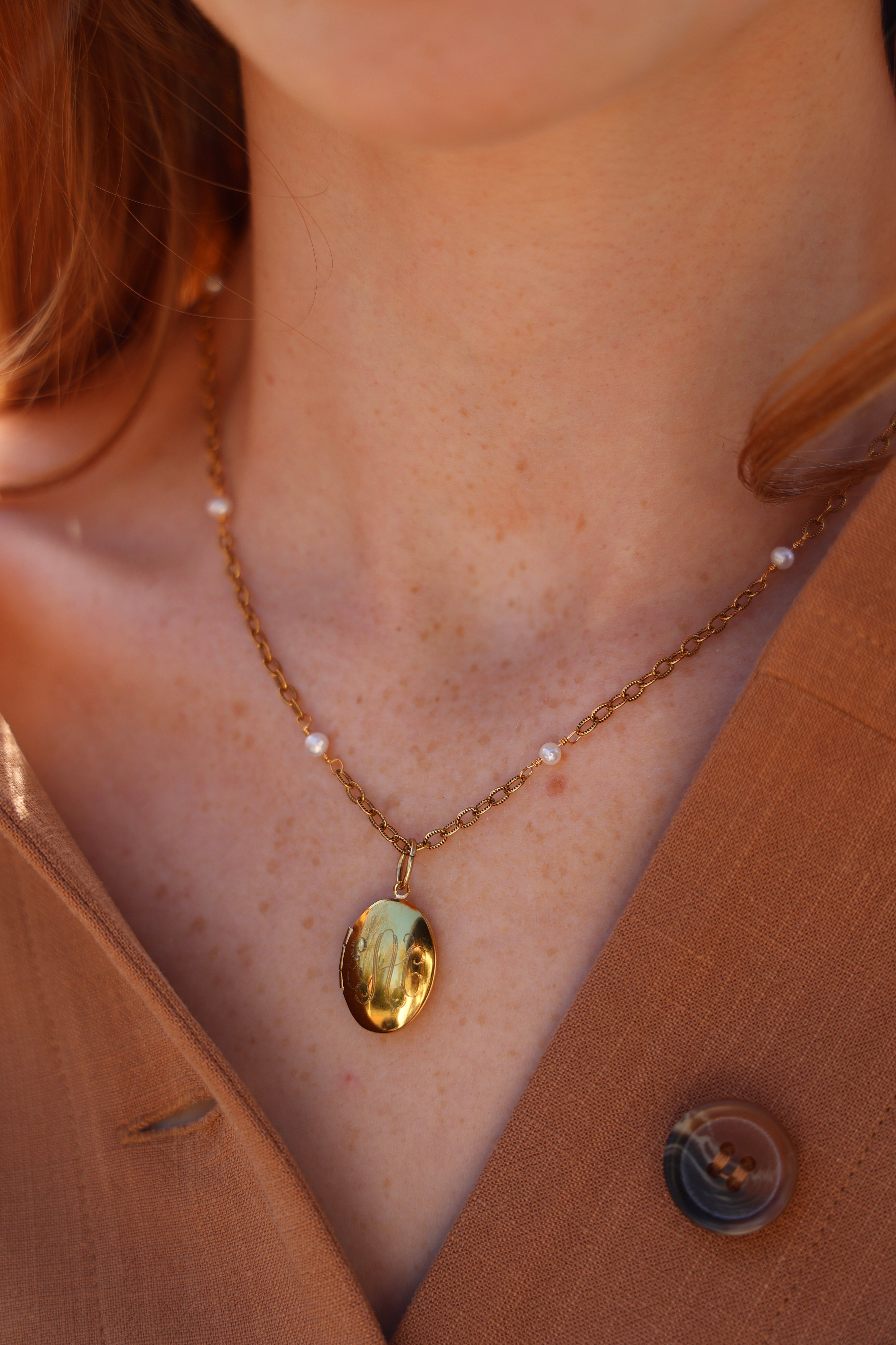 Custom Machine Engraved Petite Laurel Necklace