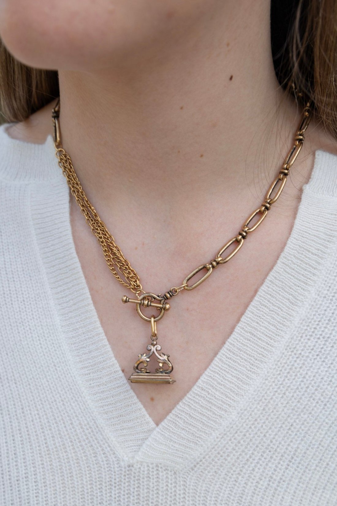 【h'eres】 INES 08 NECKLACE GOLD INES 08 NECKLACE GOLD – h'eres