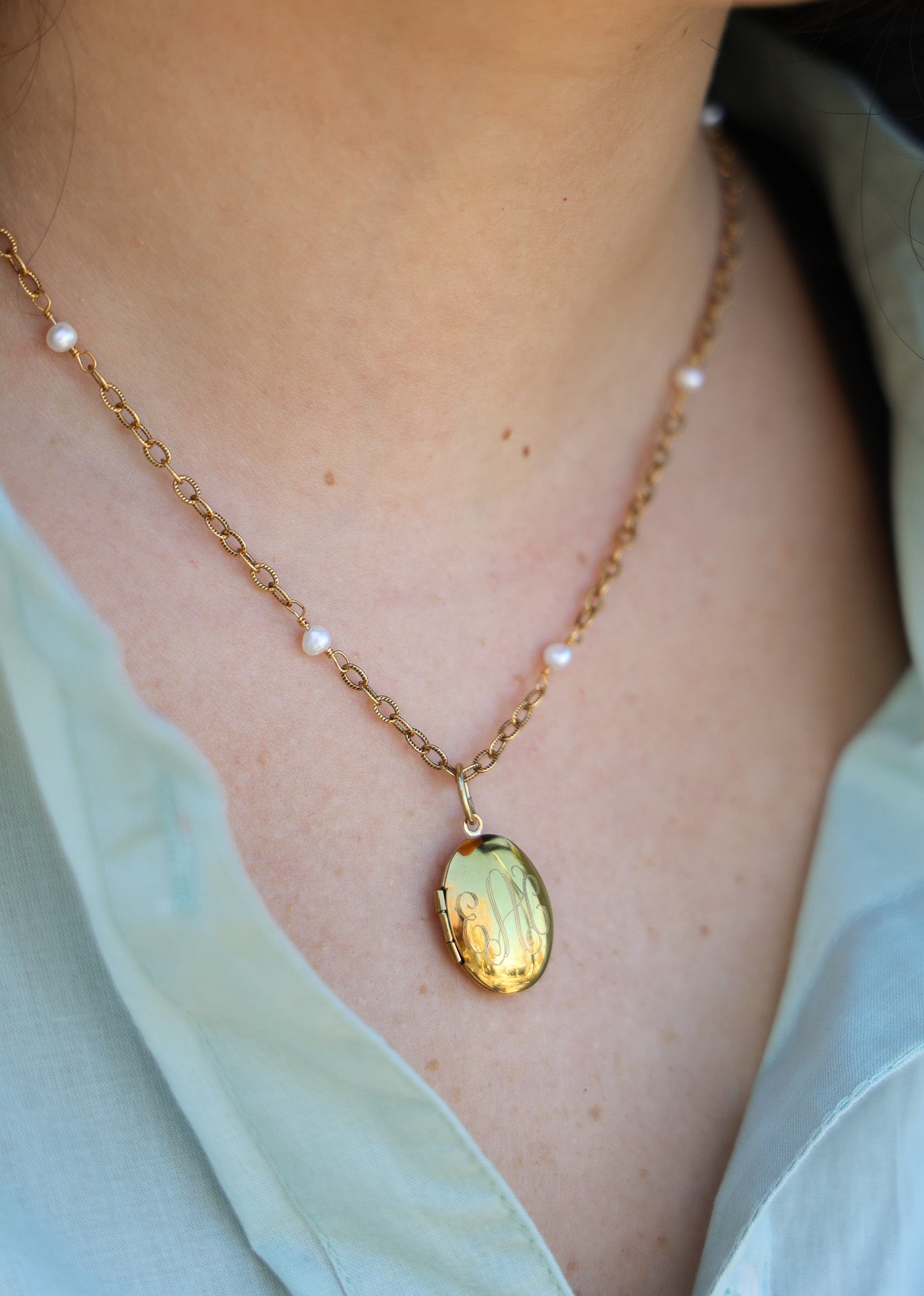 Custom Machine Engraved Petite Laurel Necklace