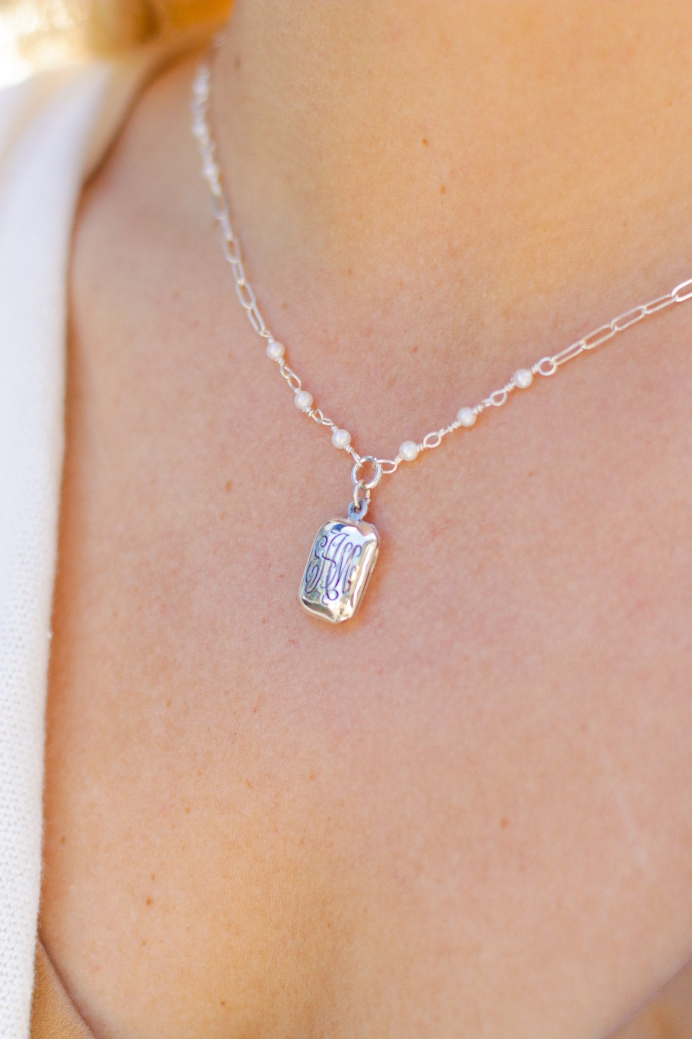 Custom Hand Engraved 18