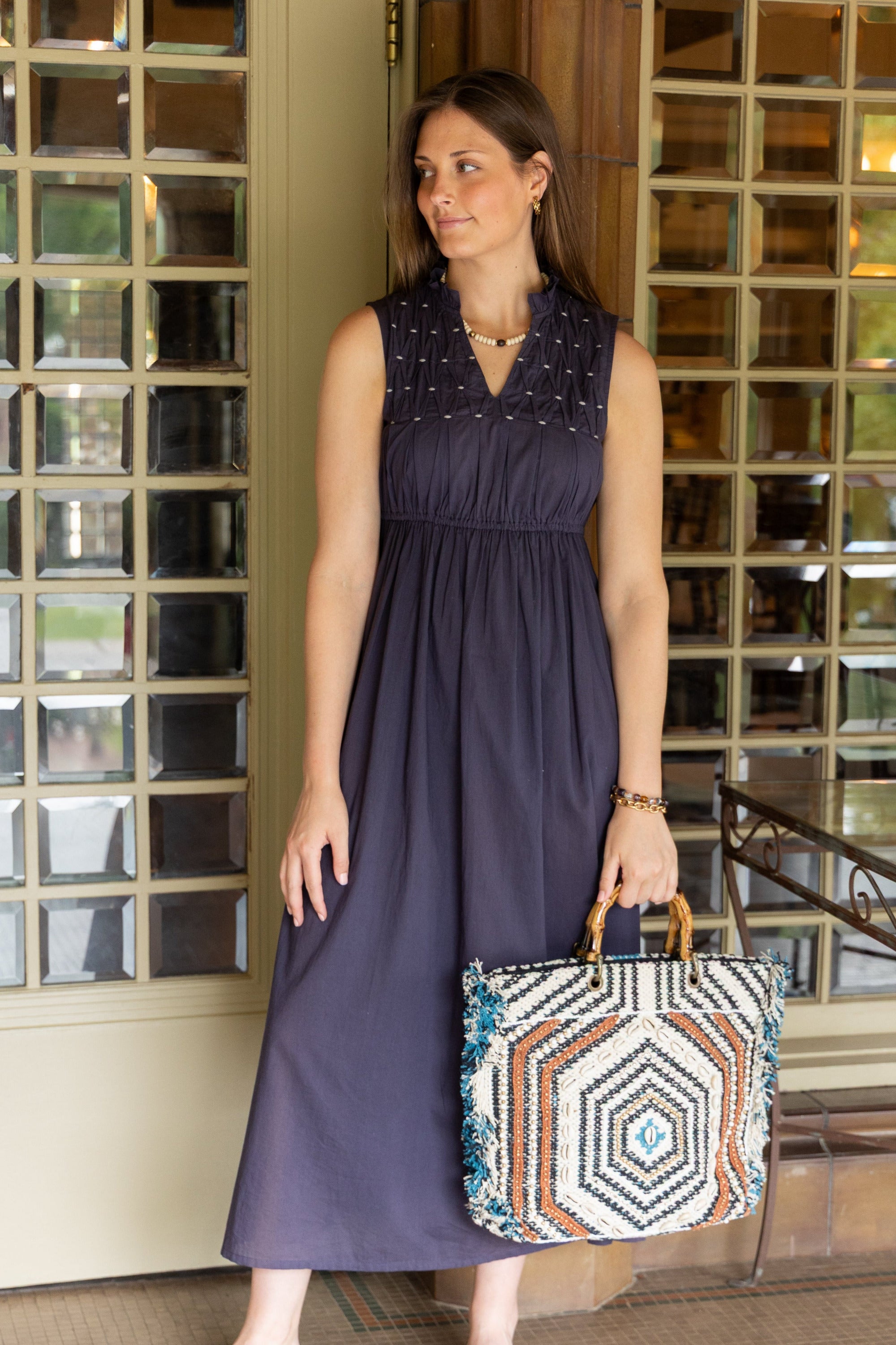 【EEUN】Maya Sleeveless Linen Dress The Maya Linen Top: a boxy cut sleeveless tank that was made